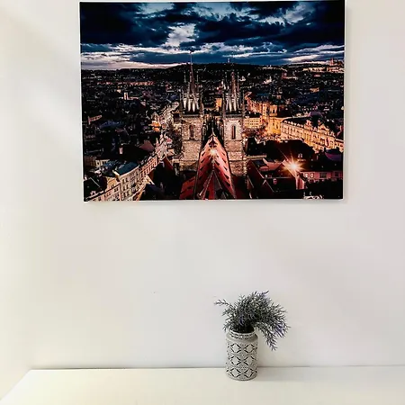 Elly Modern Oldtown Apartments Prague Exterior photo